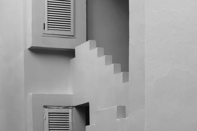 The angular stairways in the monochrome Fujifilm ACROS treatment, with Grain at zero.
